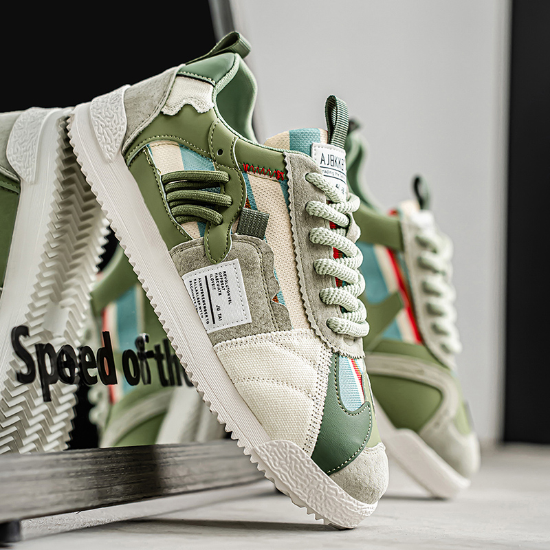 Dexter Retro Panel Trainer