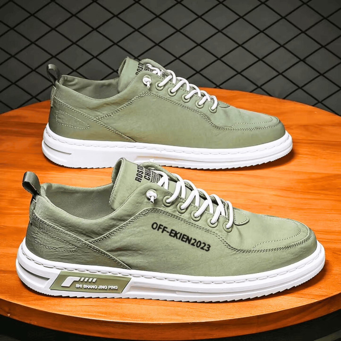 Vance Leather Court Trainer